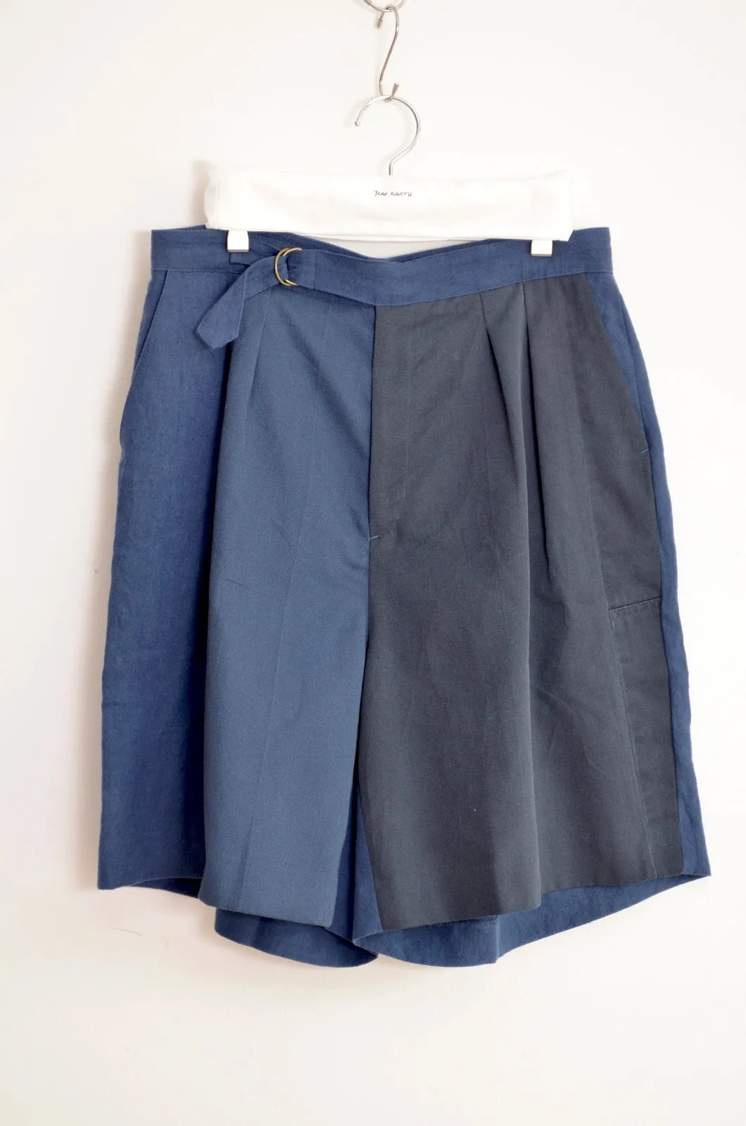 CHINO WIDE TUCK SHORTS